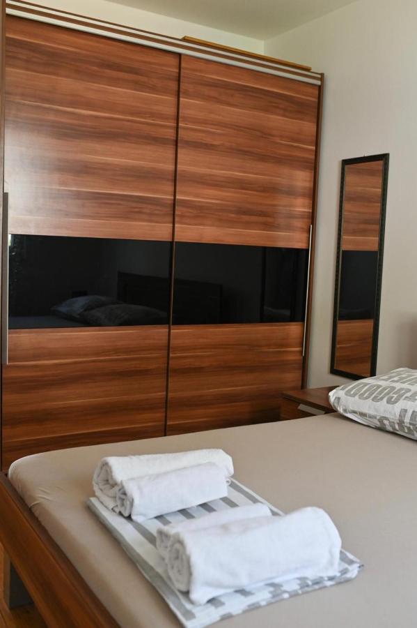 Sealine Apartment Омиш Экстерьер фото